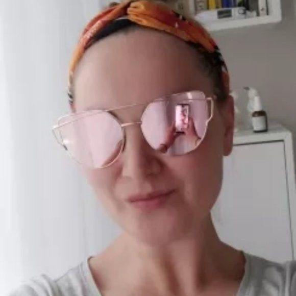 💎✨ Pink Mirrored Sunglasses - Picture 8 of 12